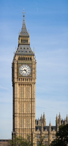 800px-Clock_Tower_-_Palace_of_Westminster,_London_-_September_2006-2